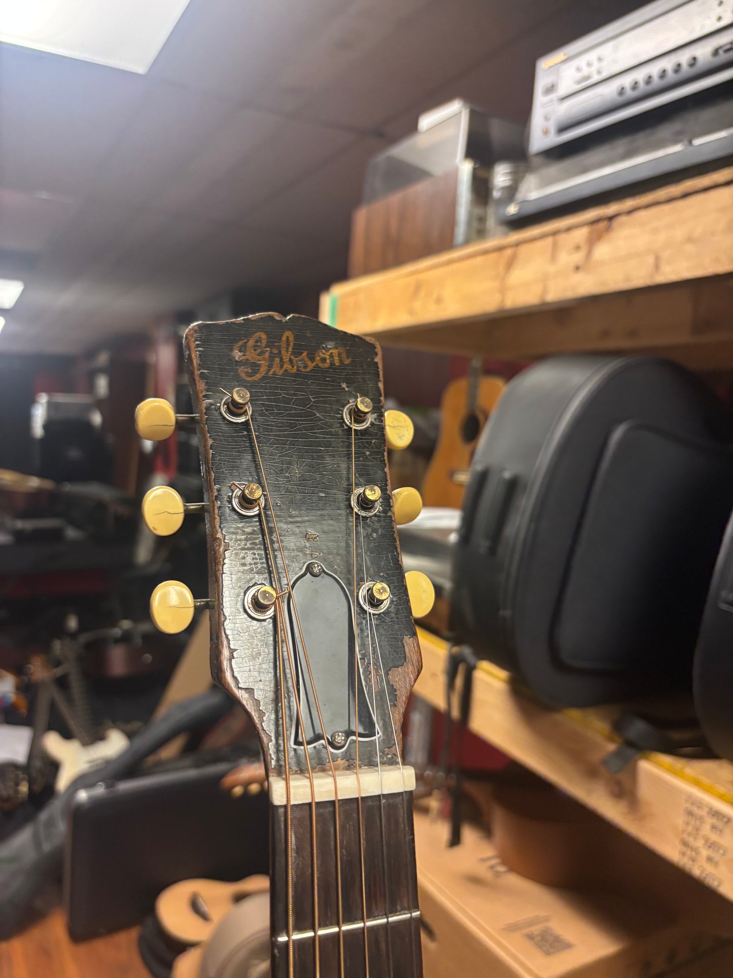1940's Gibson LG-2