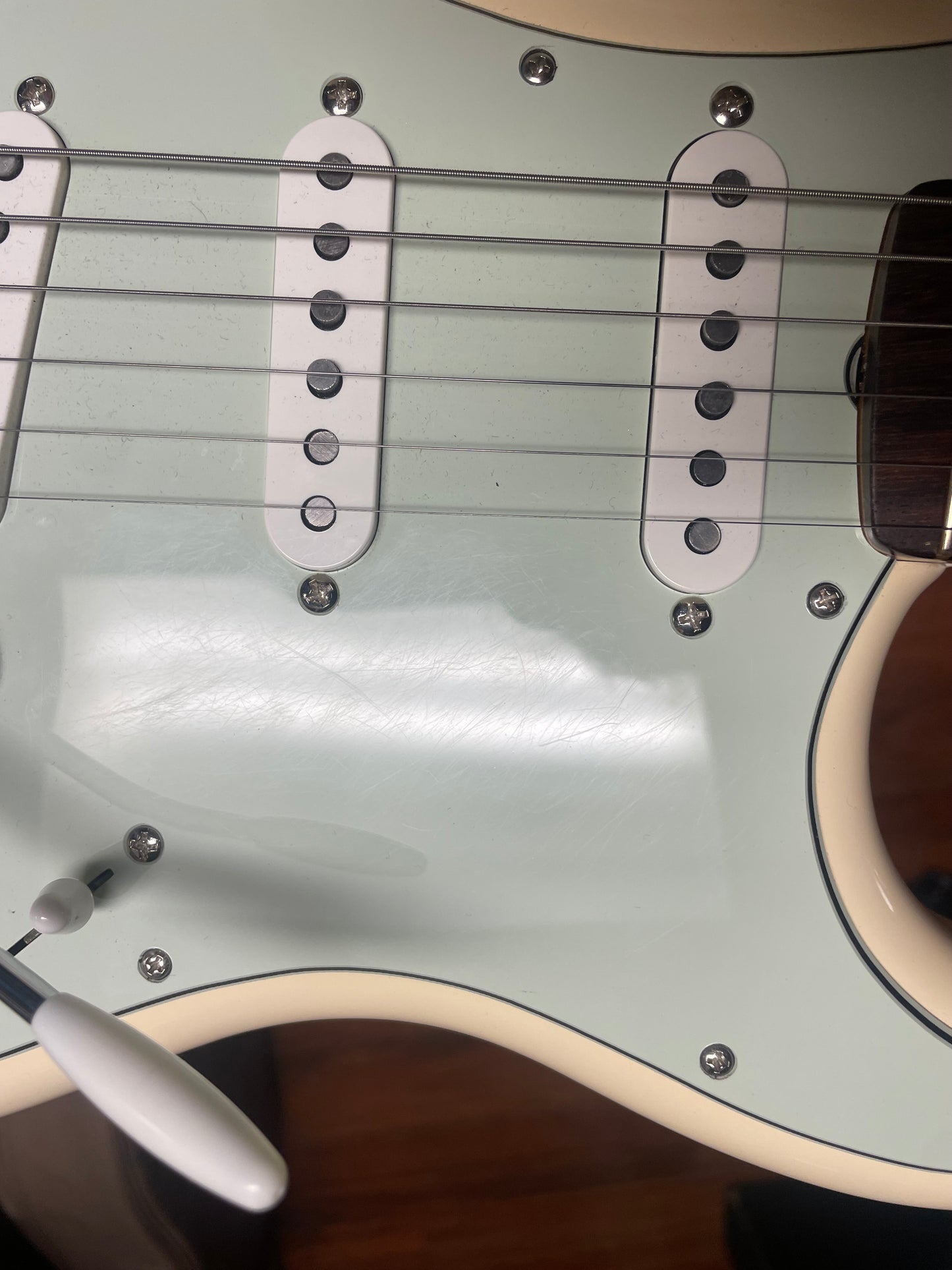 2024 Fender Vintera II 60’s Stratocaster-Olympic White (USED)