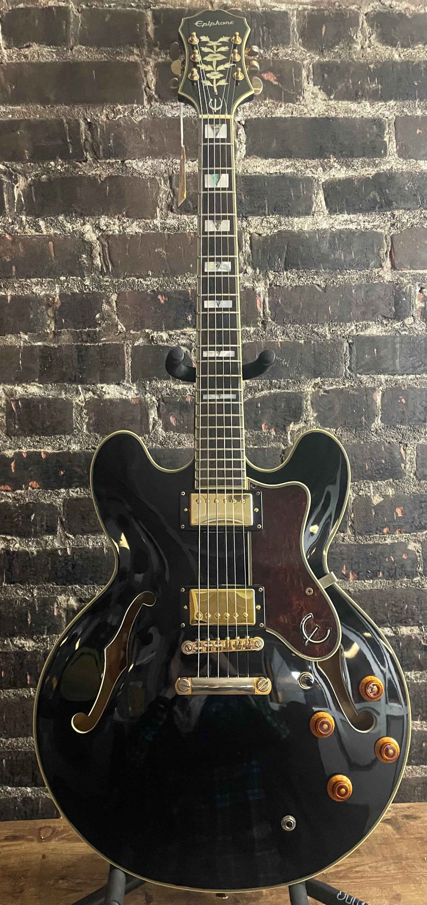 Factory 2nd Epiphone Sheraton II-Ebony (USED)