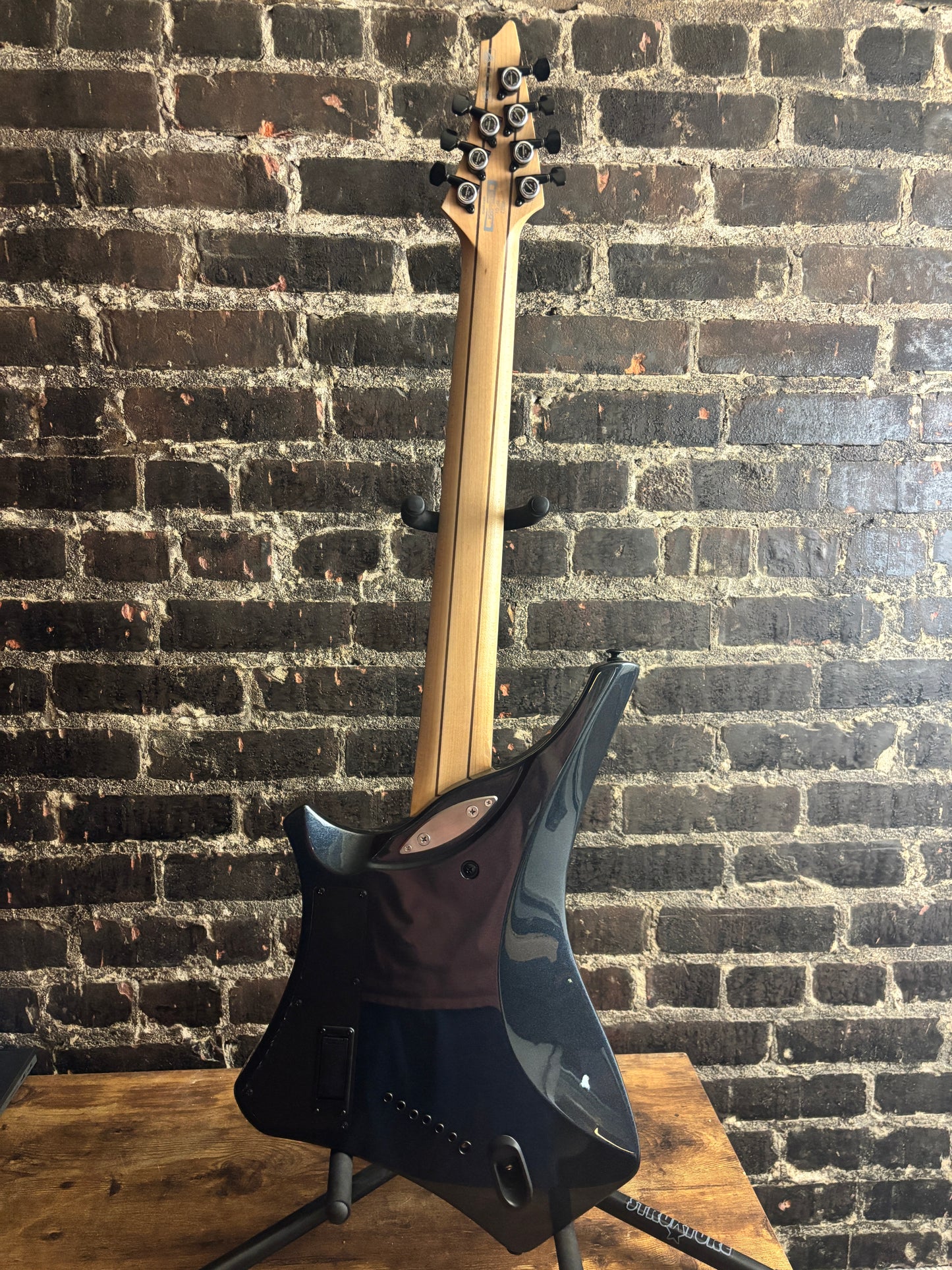 Ibanez A527IPT