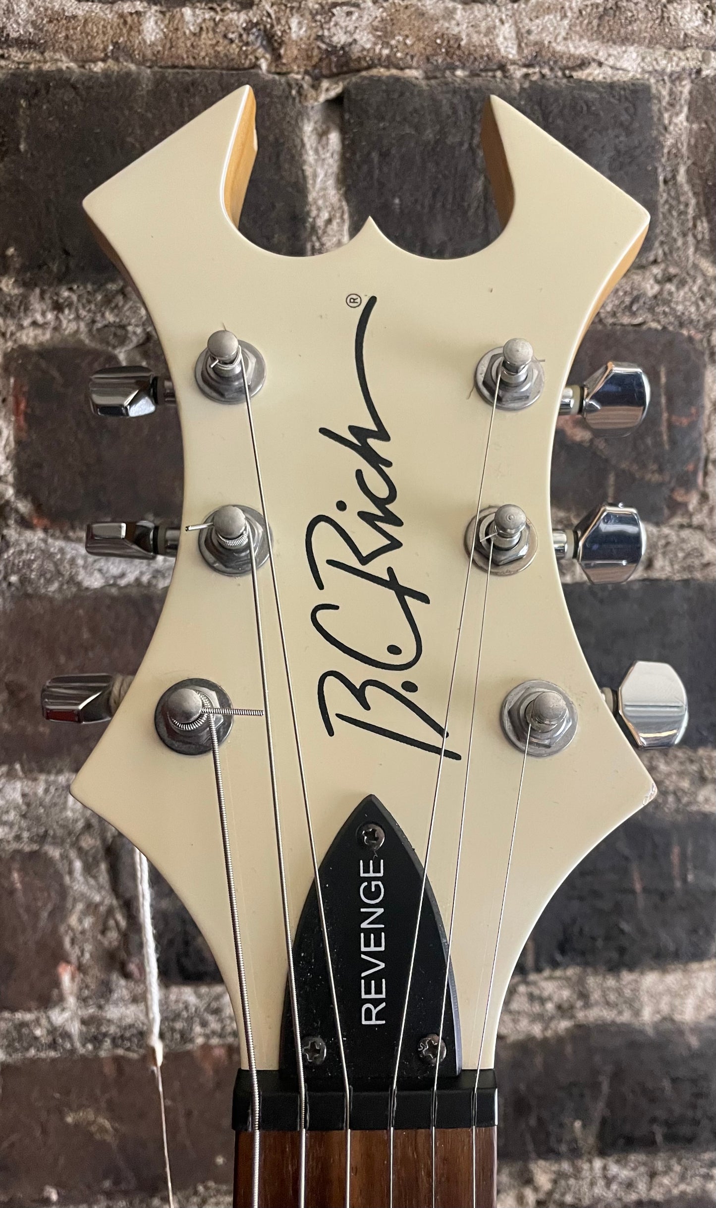 BC Rich Warlock Revenge-White (USED)