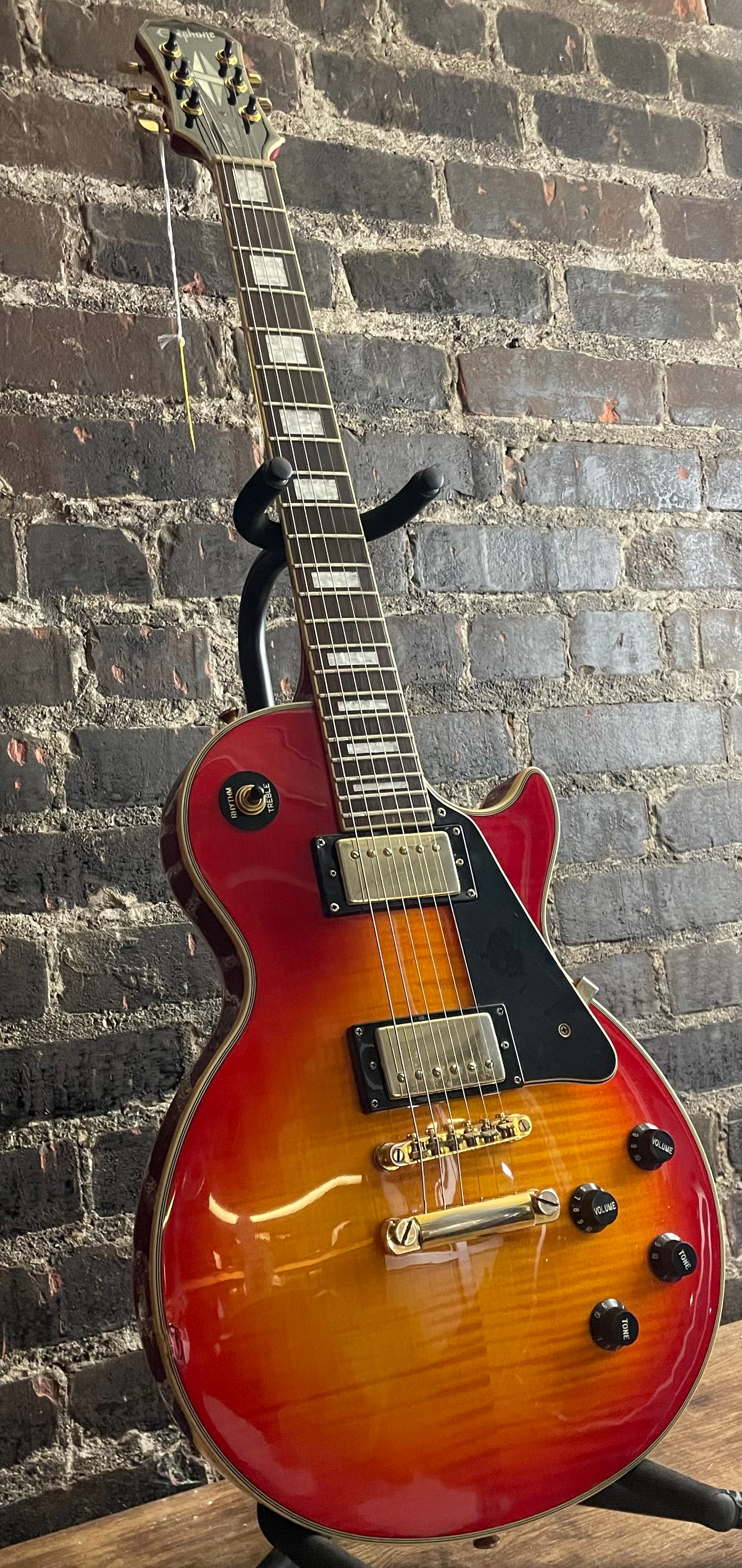 2005 Epiphone Les Paul Custom-Sunburst (USED)