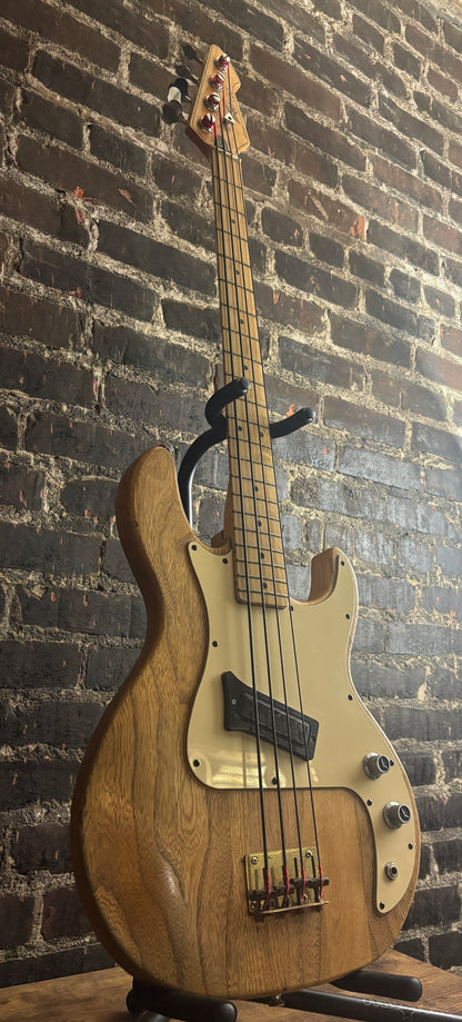 Peavey T-20 (USED)