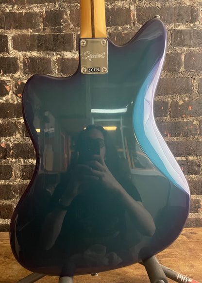 Squier Limited Edition Classic Vibe 60s Jazzmaster Guitar Competitive Burgundy