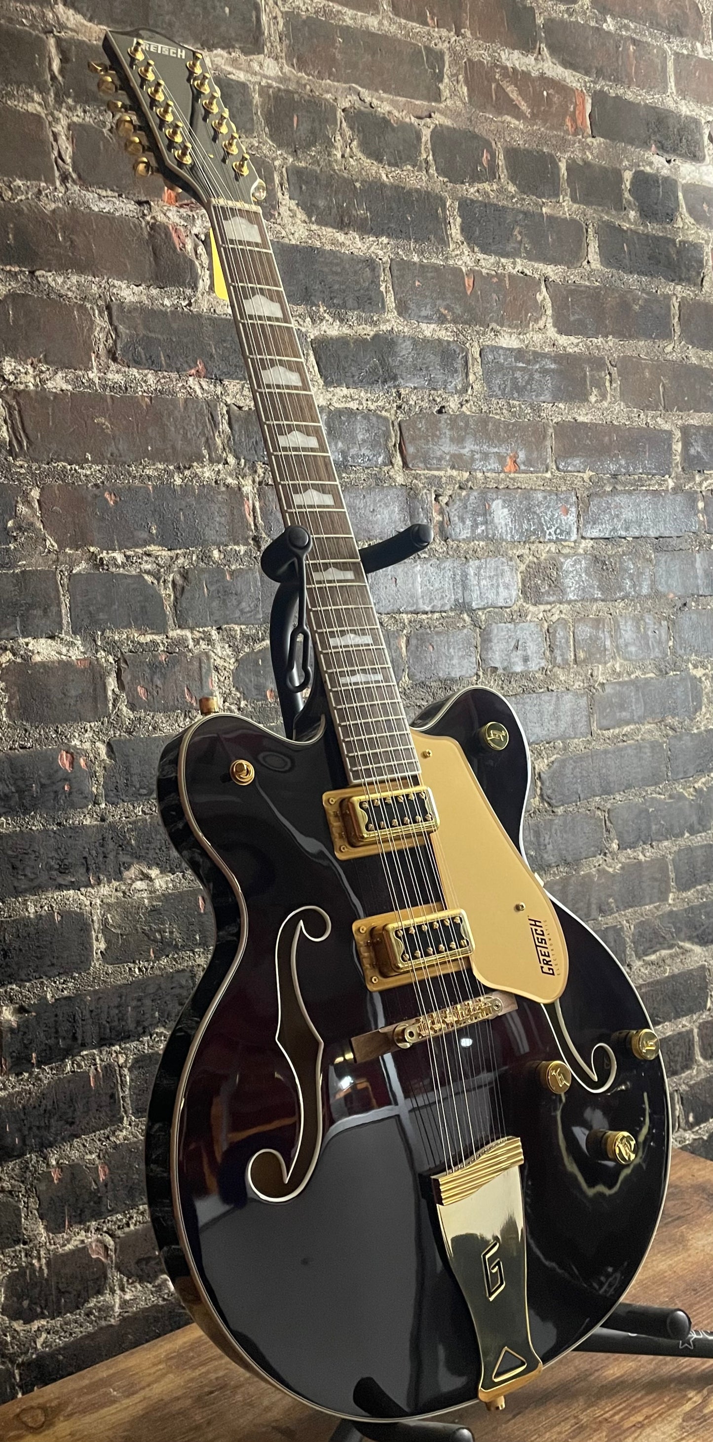 2022 Gretsch G5422G-12 Electromatic Hollowbody 12-string - Walnut Stain (USED)