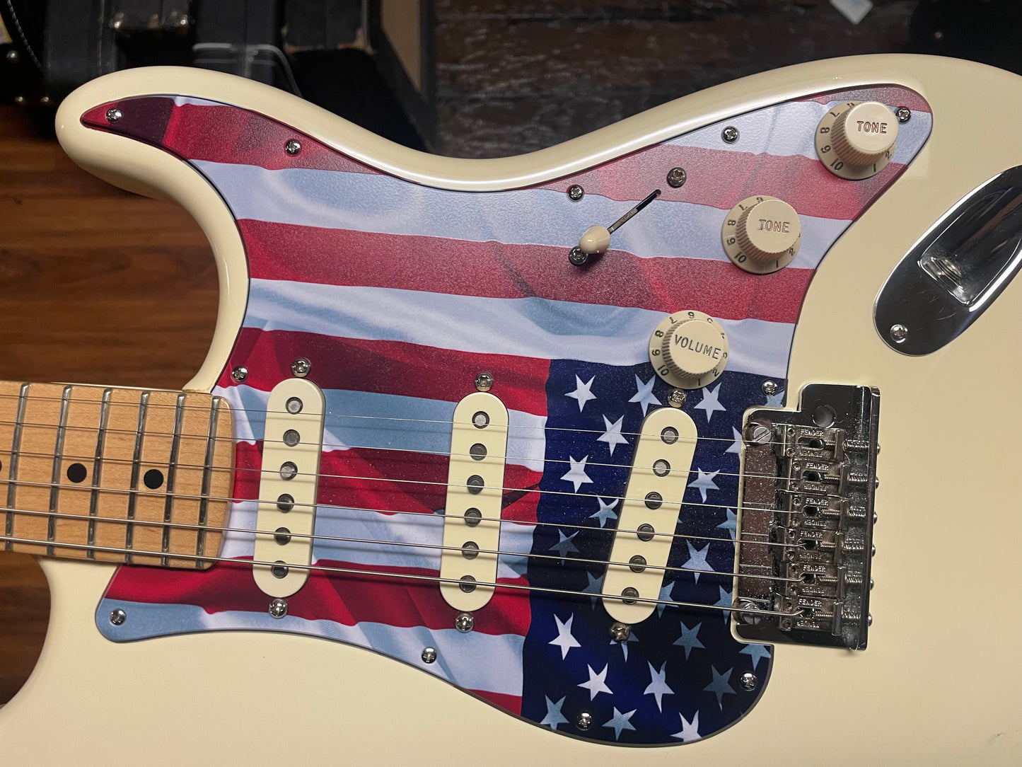 2019 Fender American Professional Stratocaster- Olympic White (USED)