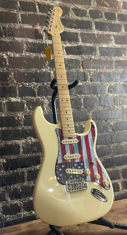 2019 Fender American Professional Stratocaster- Olympic White (USED)