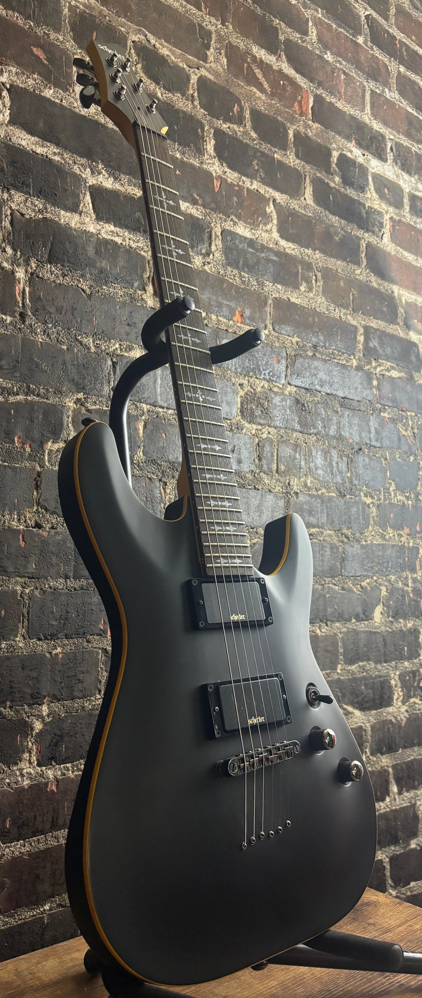 Schecter Demon-6 (USED)
