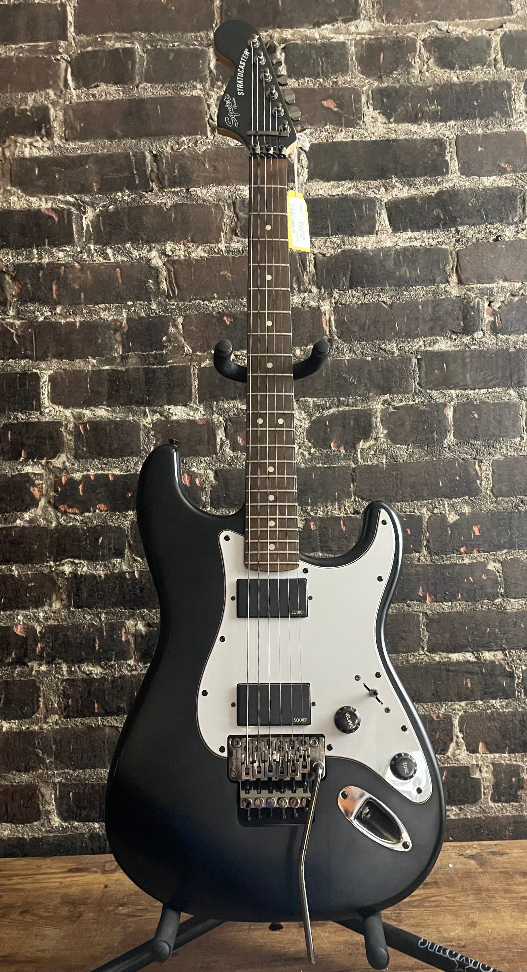 2021 Squier Contemporary Active Stratocaster HH - Flat Black (USED