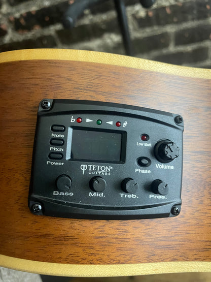 2024 Teton STG105CENT - Natural (USED)