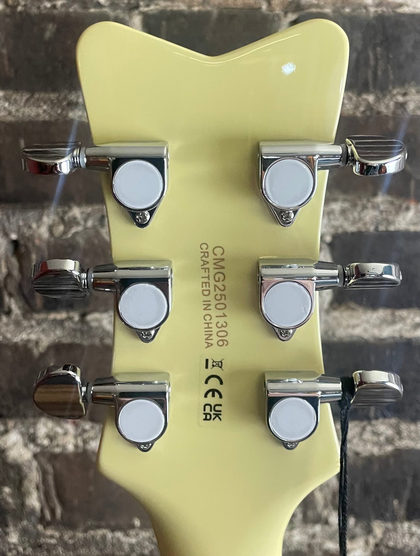 Gretsch Streamliner Jet Club Electric Guitar - Aged White