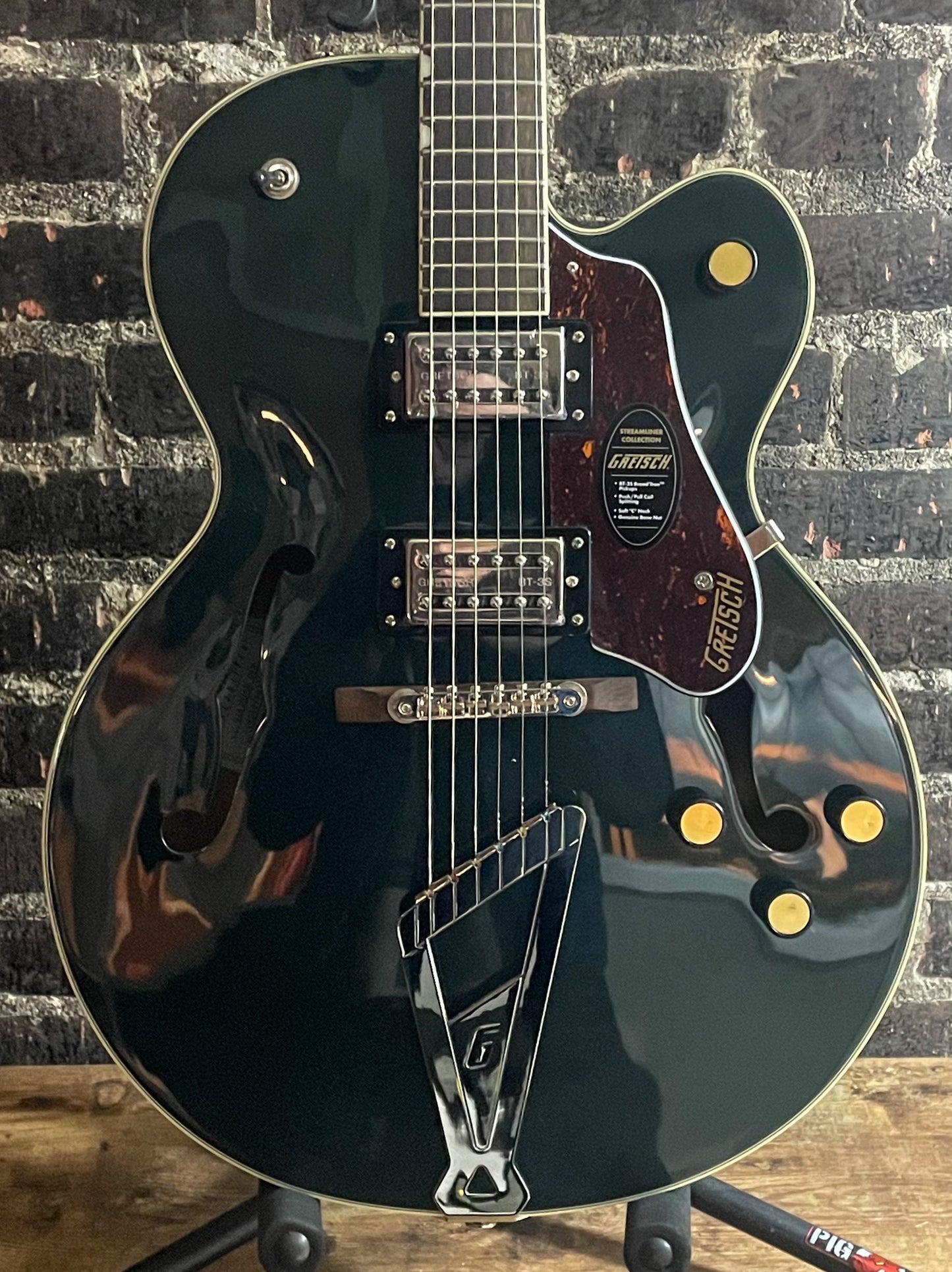 Gretsch G2420 Streamliner Hollow body with Chromatic II Tailepiece-Cadillac Green