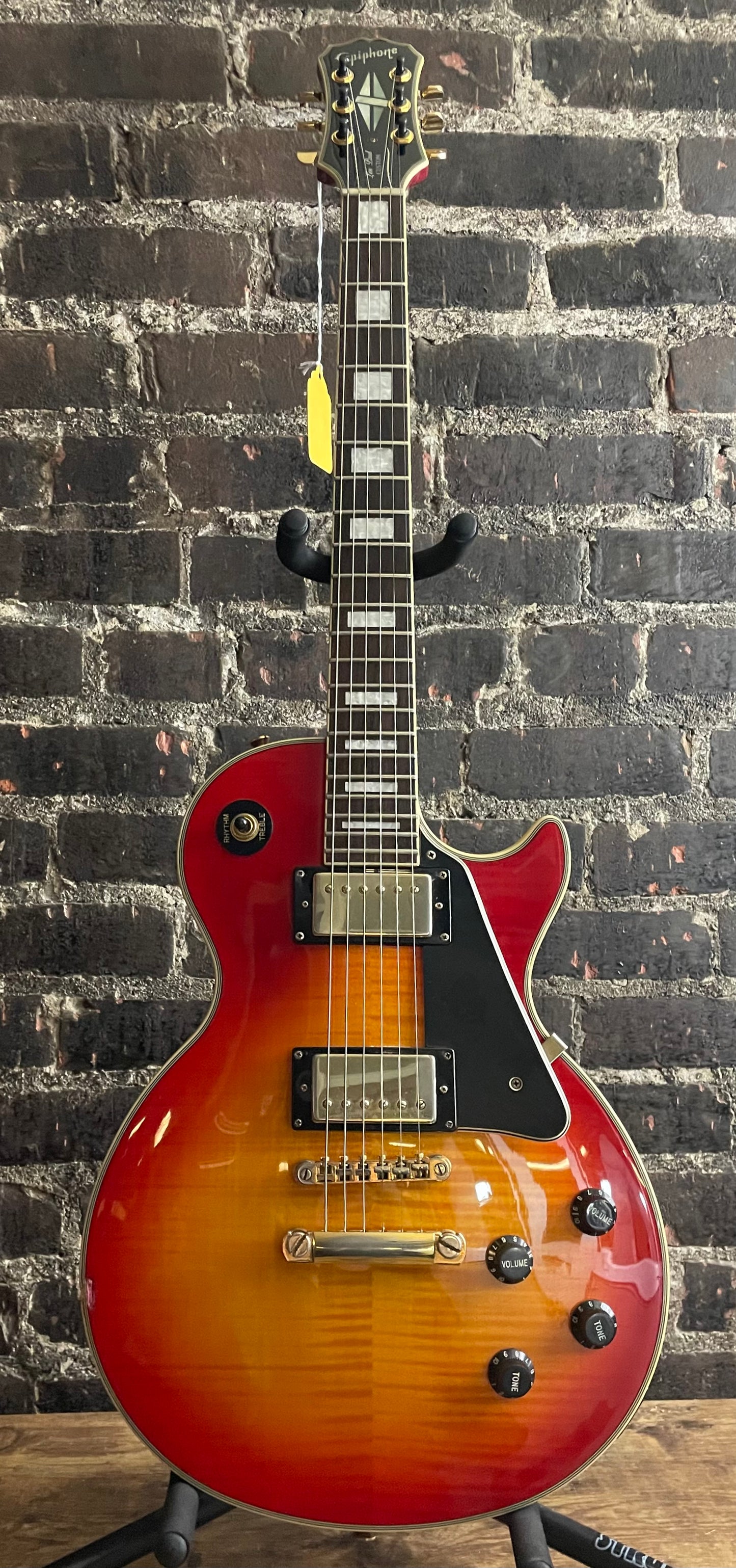 2005 Epiphone Les Paul Custom-Sunburst (USED)