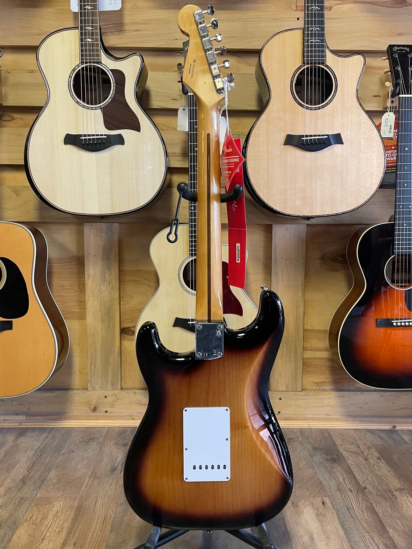 Fender Vintera II '50s Stratocaster - 2-color Sunburst with Maple Fingerboard (NEW)
