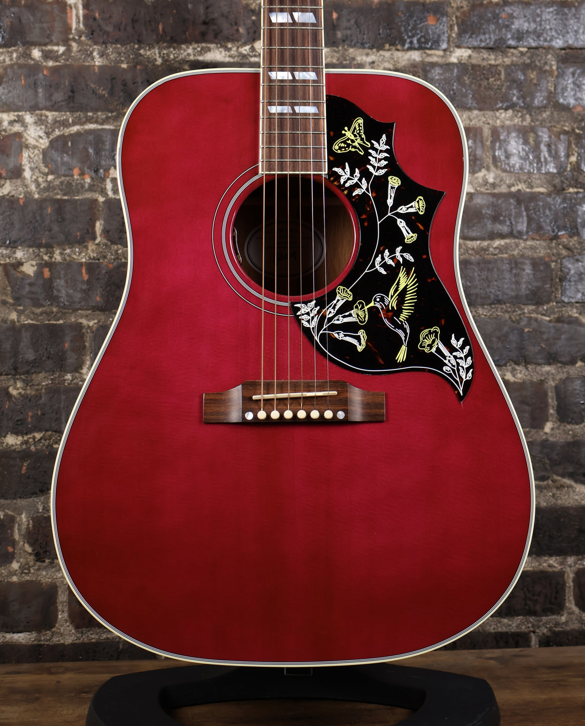 Gibson Hummingbird Standard, Wine Red, Exclusive