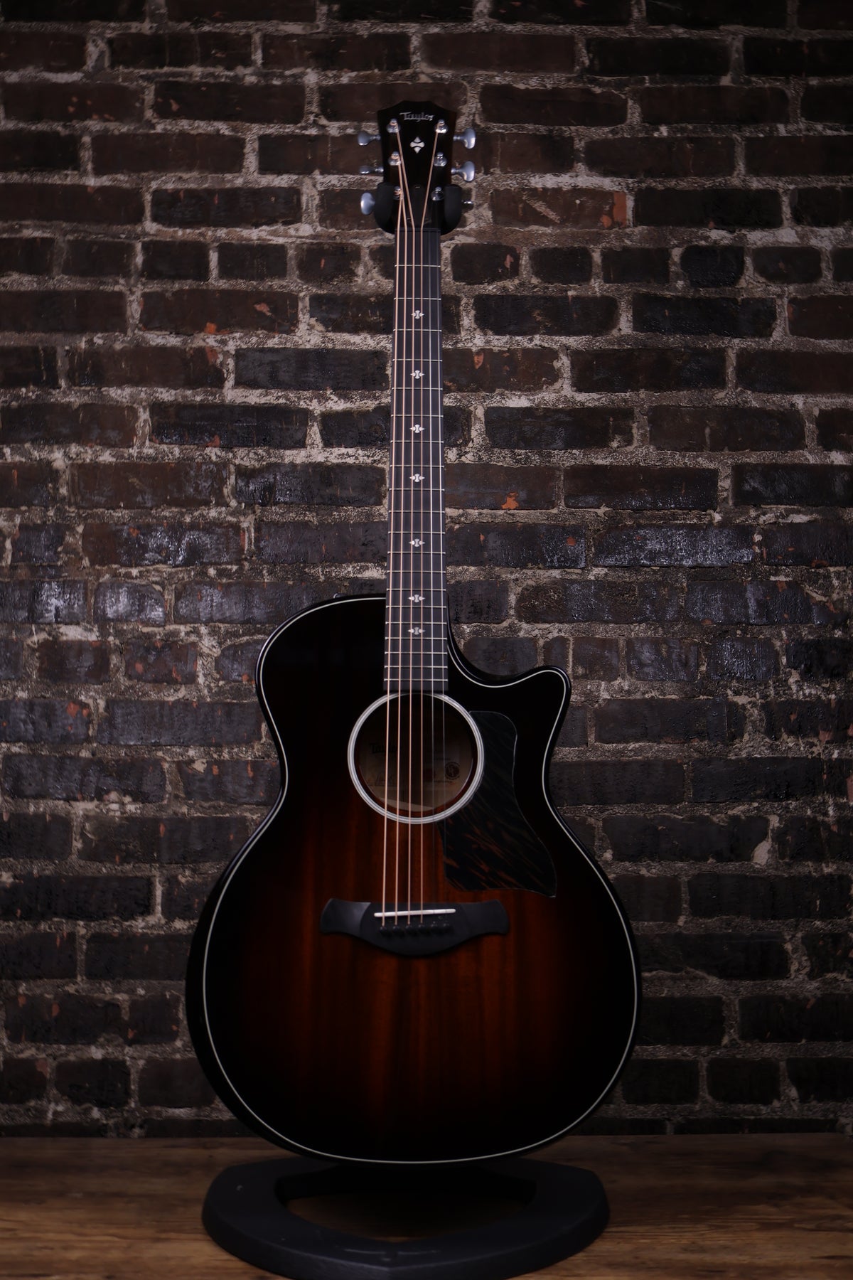 Taylor Builder's Edition 524ce Grand Auditorium Acoustic-electric Guitar - Tobacco Kona Burst