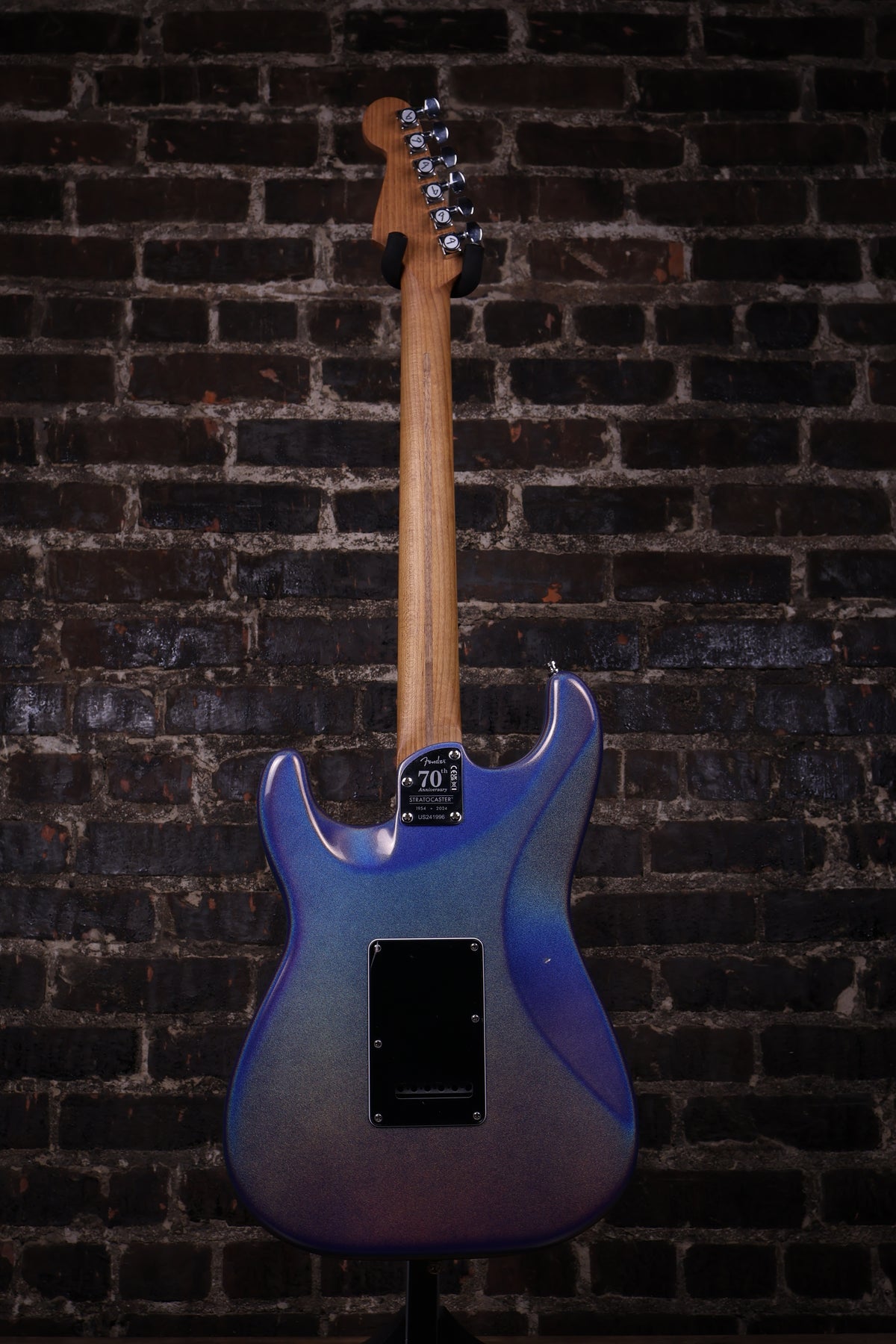 Fender 70th Anniversary Ultra Stratocaster® HSS, Maple Fingerboard, Amethyst (B-stock, W/ warranty)