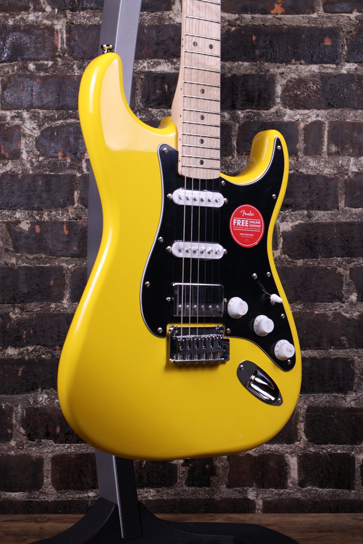 Squier FSR Affinity Stratocaster Electric Guitar - HSS - Graffiti Yellow 040