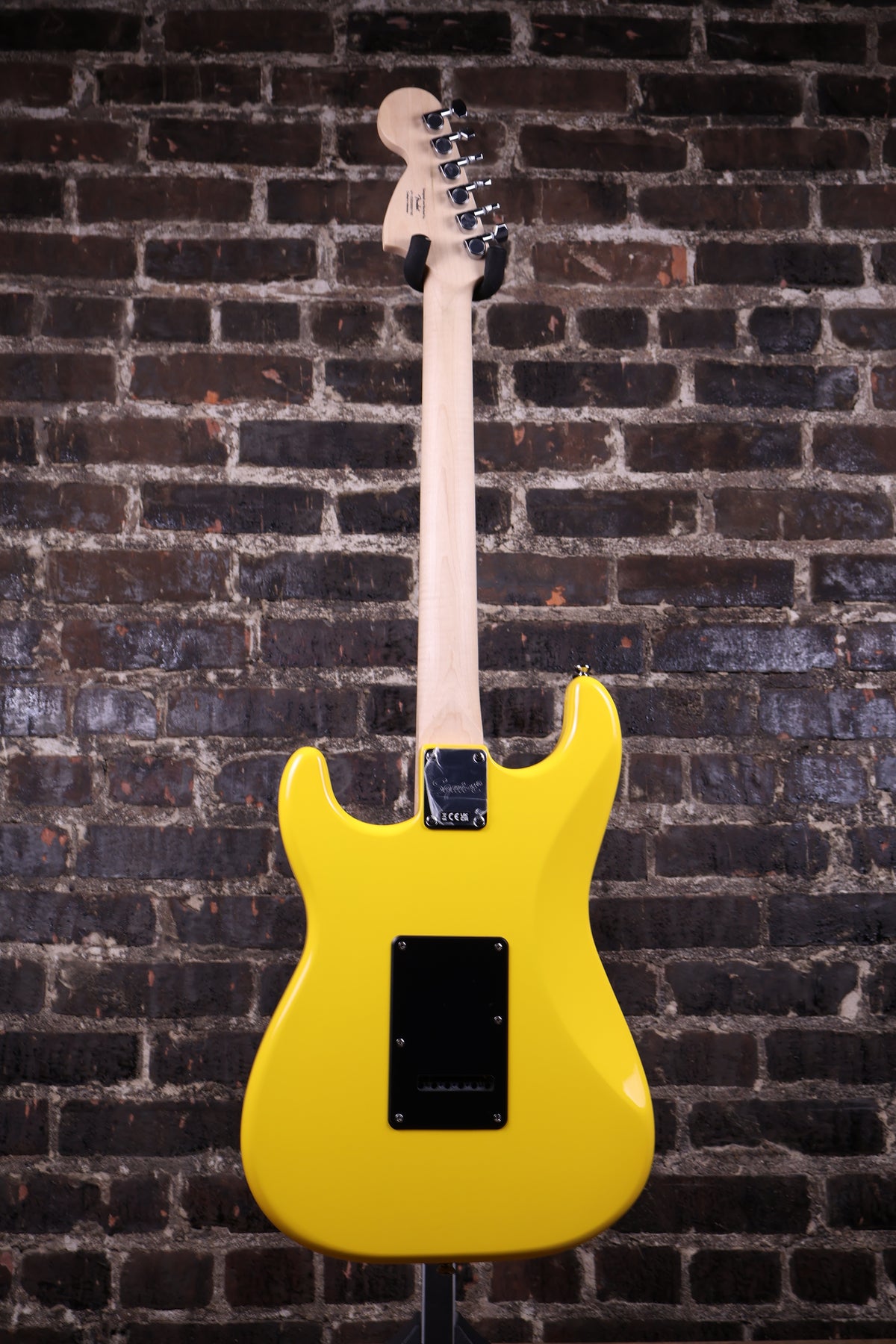 Squier FSR Affinity Stratocaster Electric Guitar - HSS - Graffiti Yellow 040