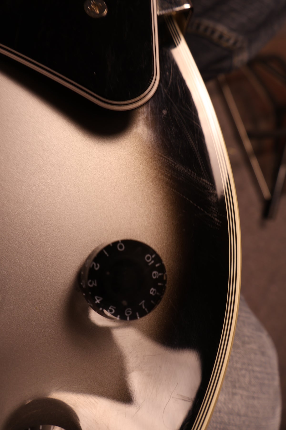 Epiphone Les Paul Custom Limited-Edition Electric Guitar - Silver Burst (USED)