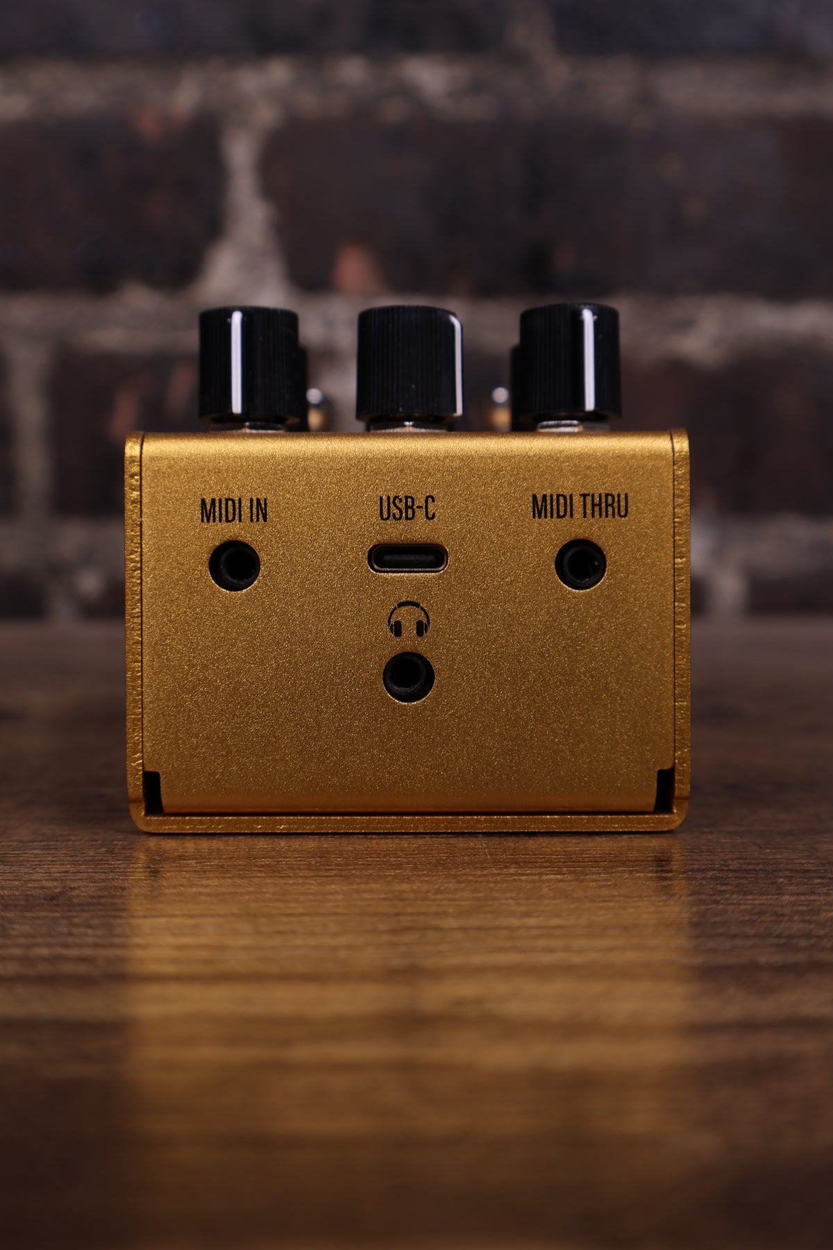 Walrus Audio Mako Series ACS1 Amp + Cab Simulator MKII Pedal - Gold (USED)
