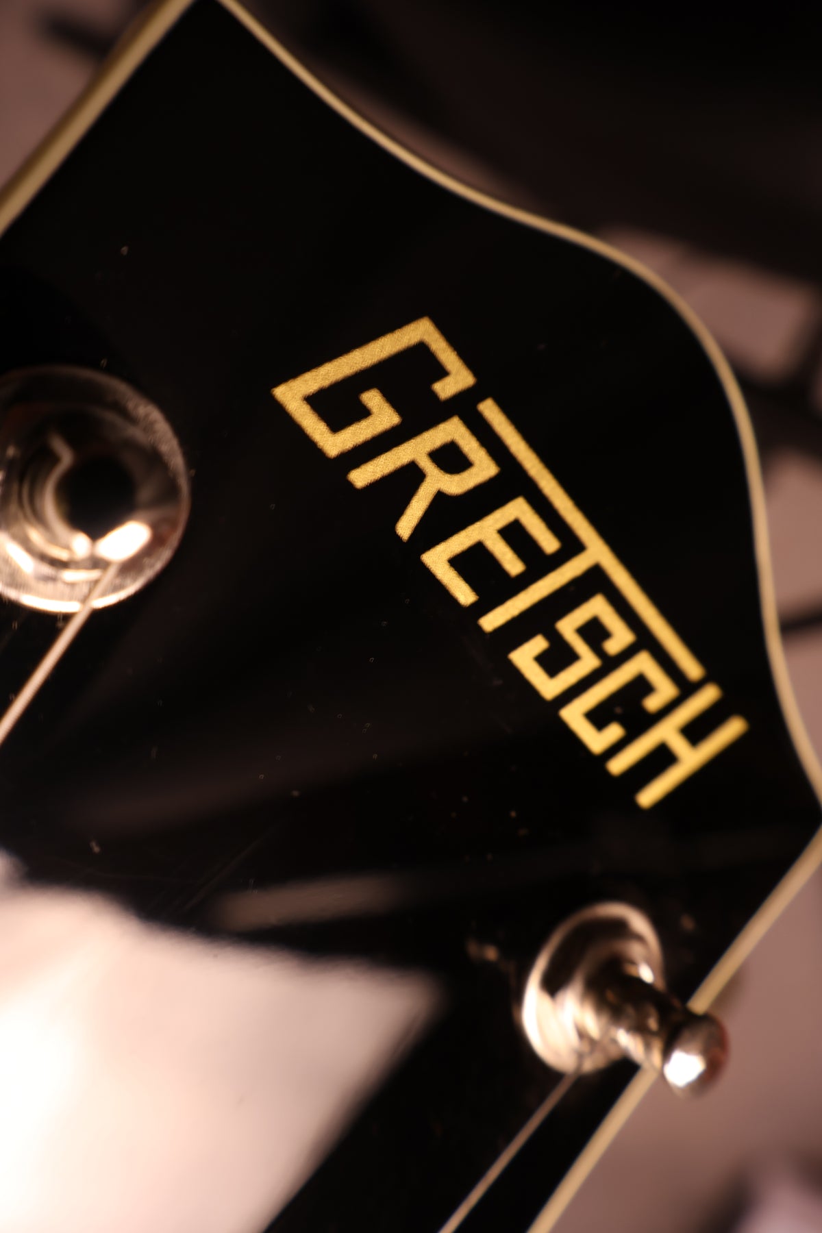Gretsch Electric Guitar G2420 Streamliner™ Hollow Body with Chromatic II Tailpiece (USED)