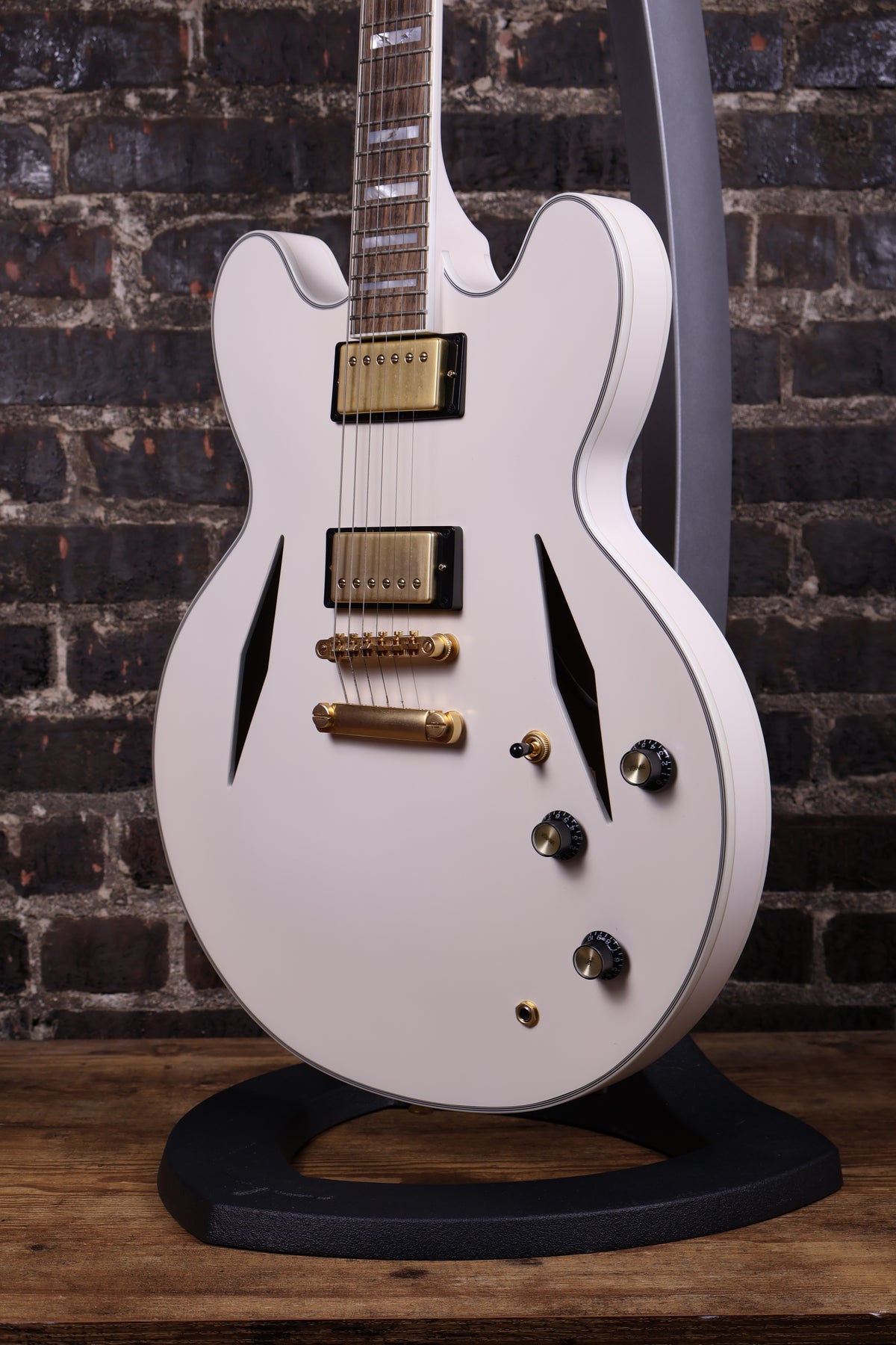 Epiphone Emily Wolfe Sheraton White Hollow Body Electric Guitar (USED)