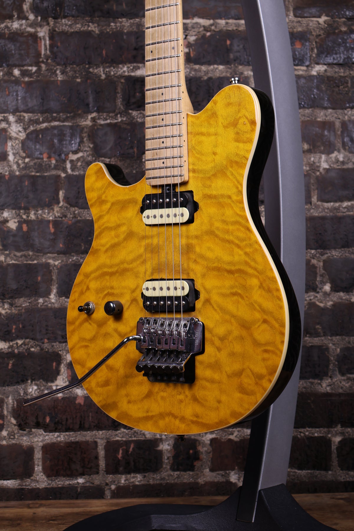 OLP MM1 GOLD Solid Body Electric Guitar (USED)
