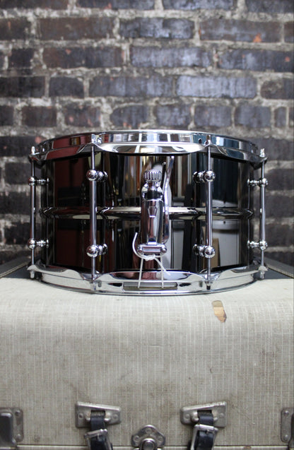 Ludwig Universal Brass Snare Drum - 7 inches x 13 inches, Polished
