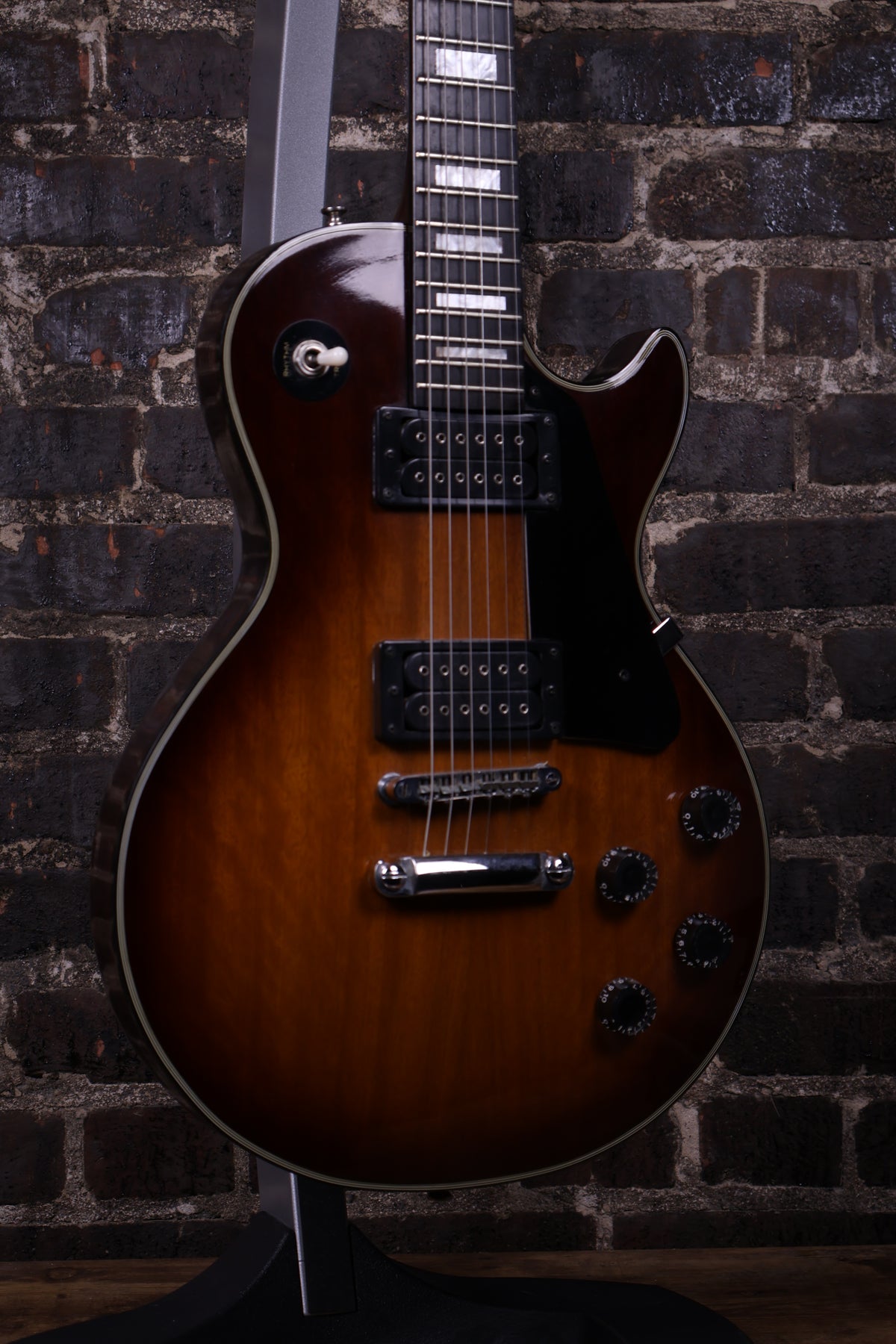 Memphis LES PAUL Tone Sunburst Solid Body Electric Guitar (USED)