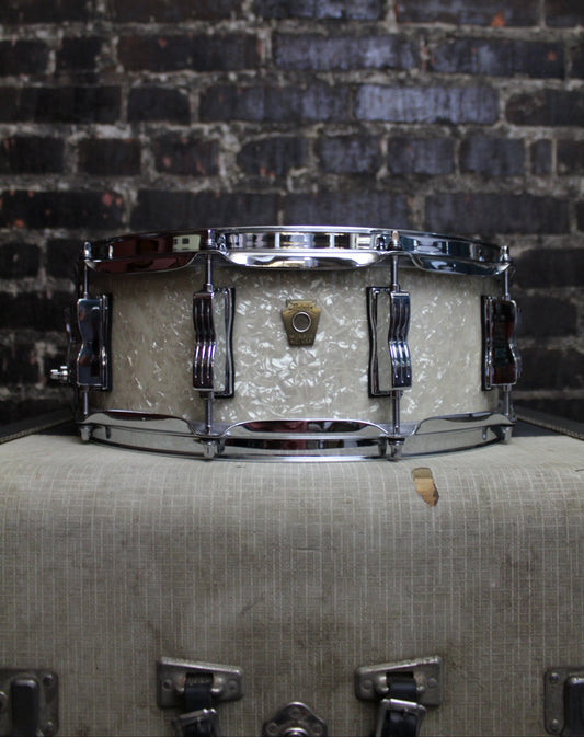 Ludwig Classic Maple Snare Drum - 5 x 14-inch - Vintage White Marine