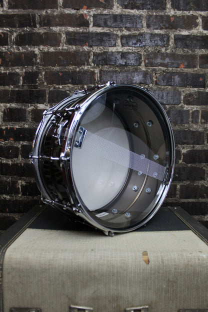 Ludwig Black Beauty 6.5 x 14-inch Brass Snare Drum with Tube Lugs - Black Nickel (DEMO)