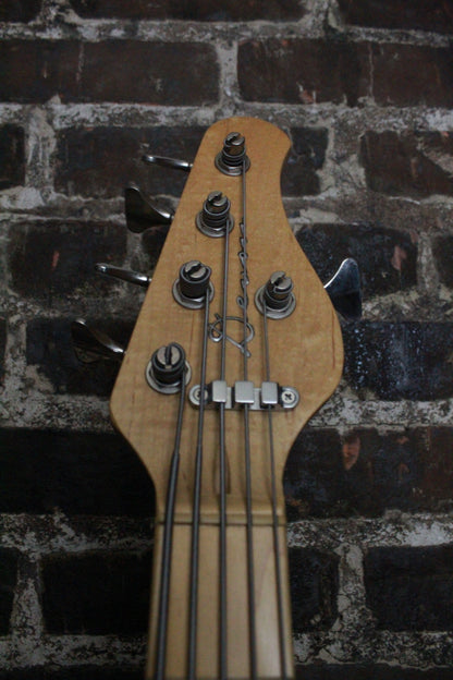Devon J5 Modern
