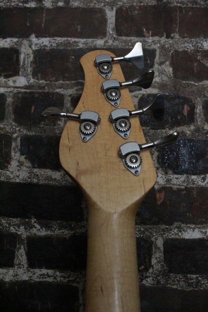 Devon J5 Modern
