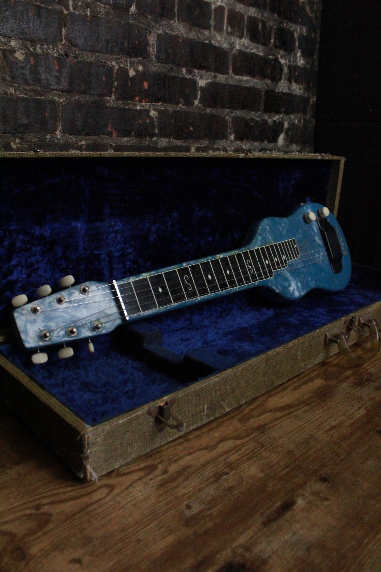 Magnatone Lap Steel (Early 1950s)