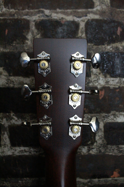Martin D16E (USED)