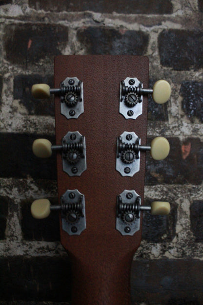Martin 000-17  Satin (USED)