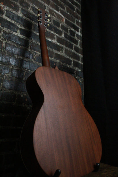 Martin 000-17  Satin (USED)