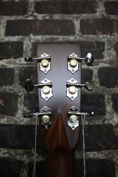 Martin Super HD-28