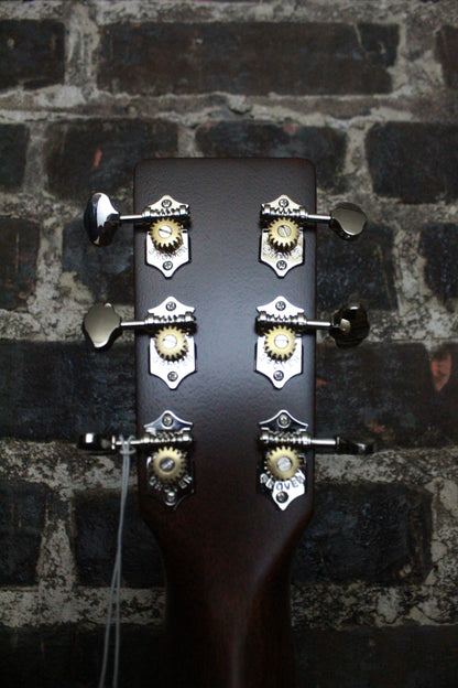 Martin 000E Retro Plus Mahogany