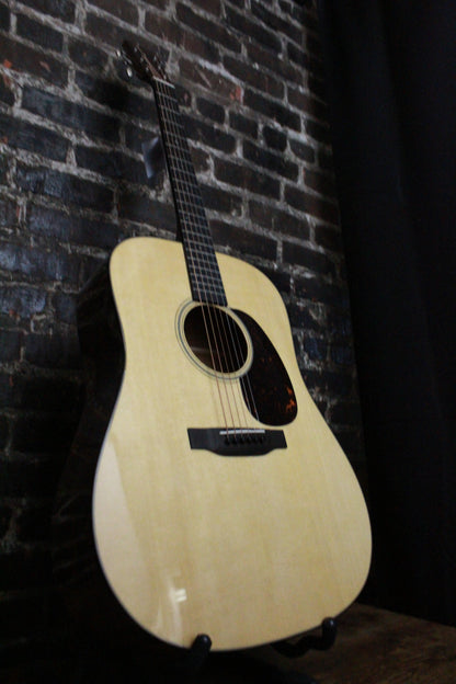 Martin Super D-18