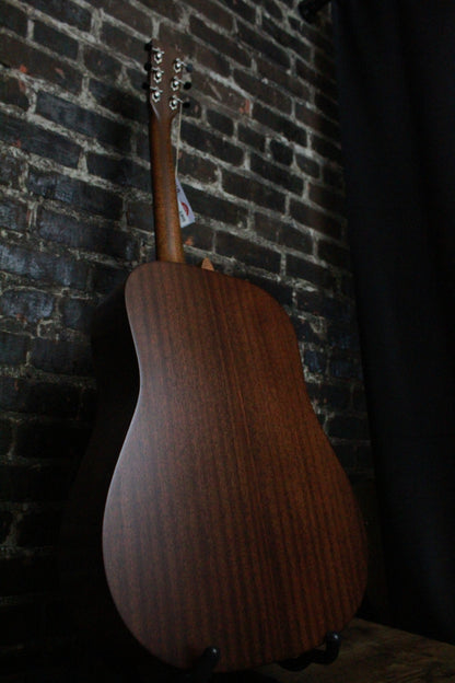 Martin D-15E