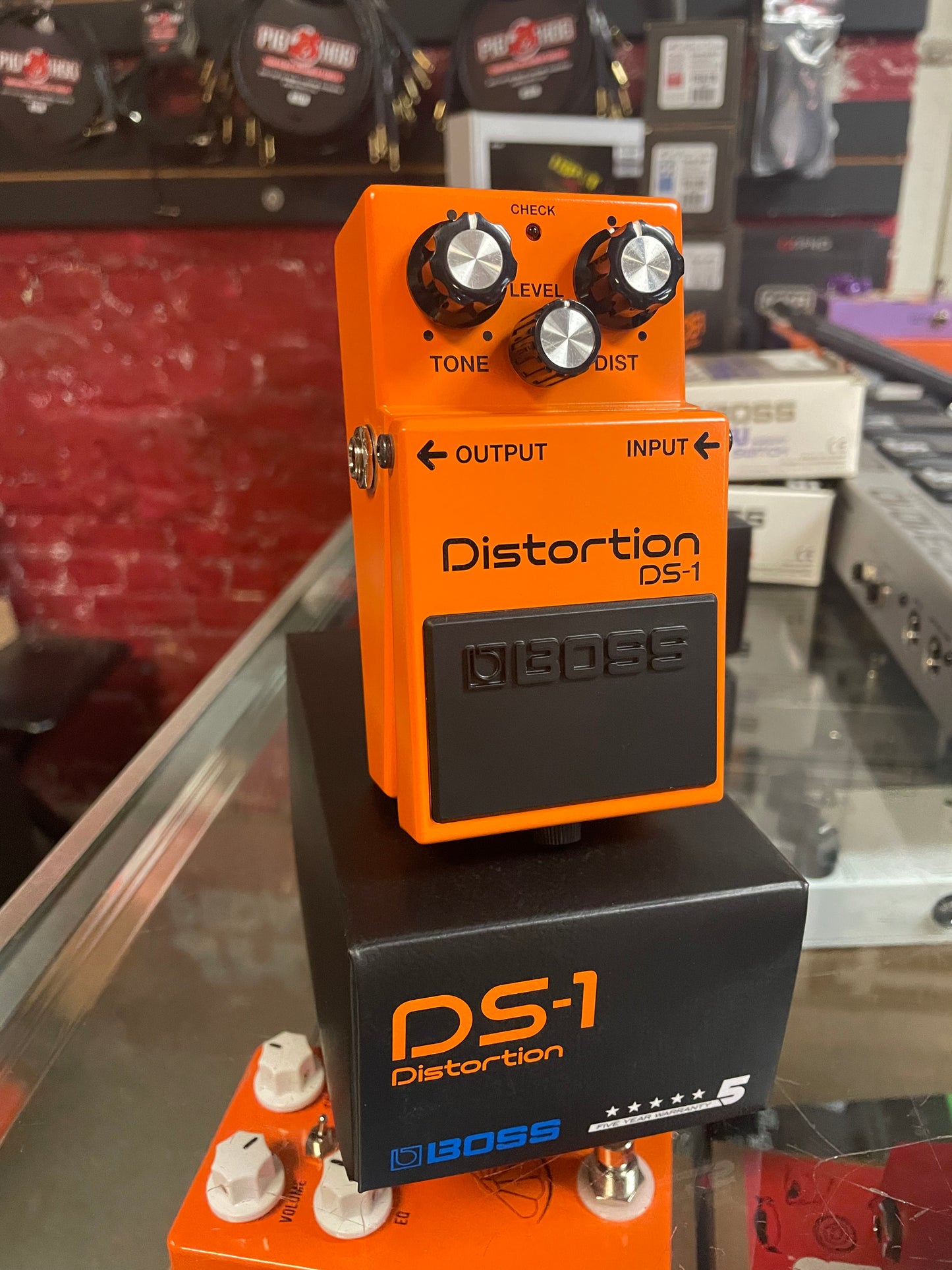 Boss DS-1 Distortion Pedal (NEW)