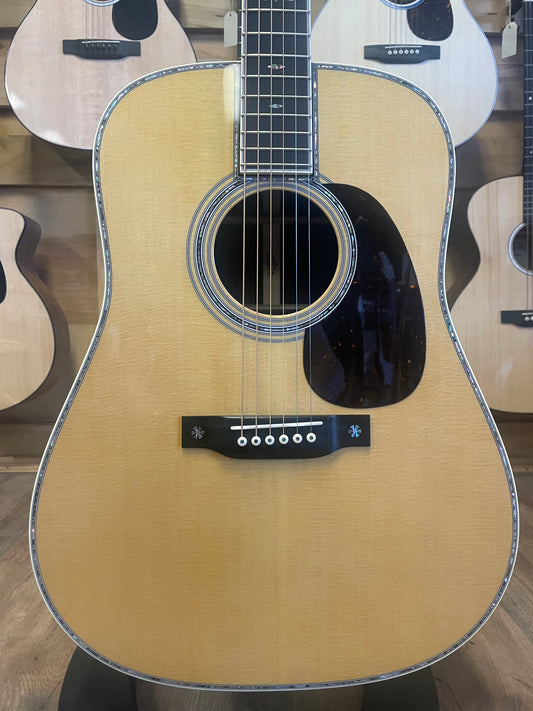 Martin D-42 Acoustic Guitar - Natural (NEW)