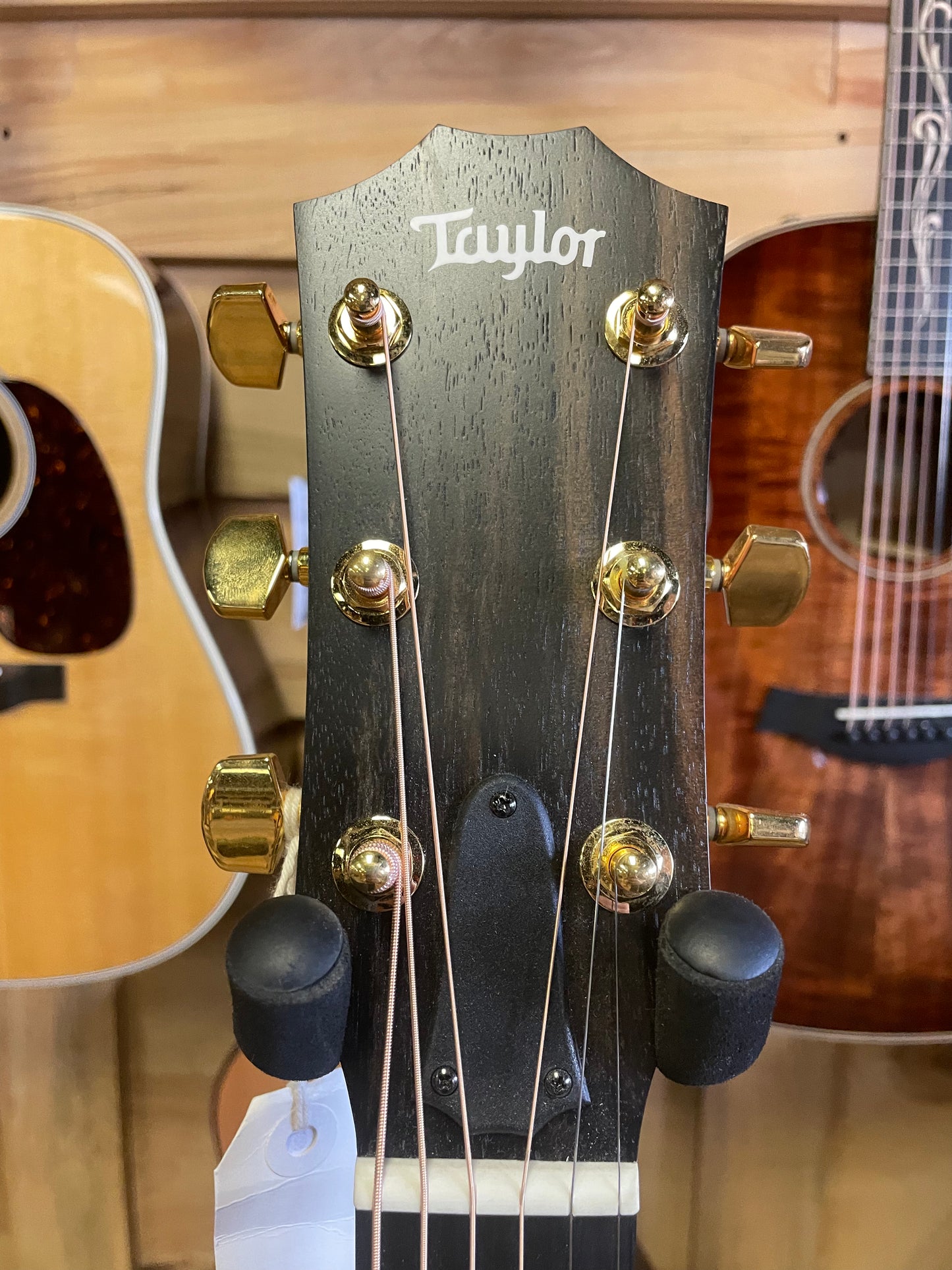 Taylor 224ce-K DLX