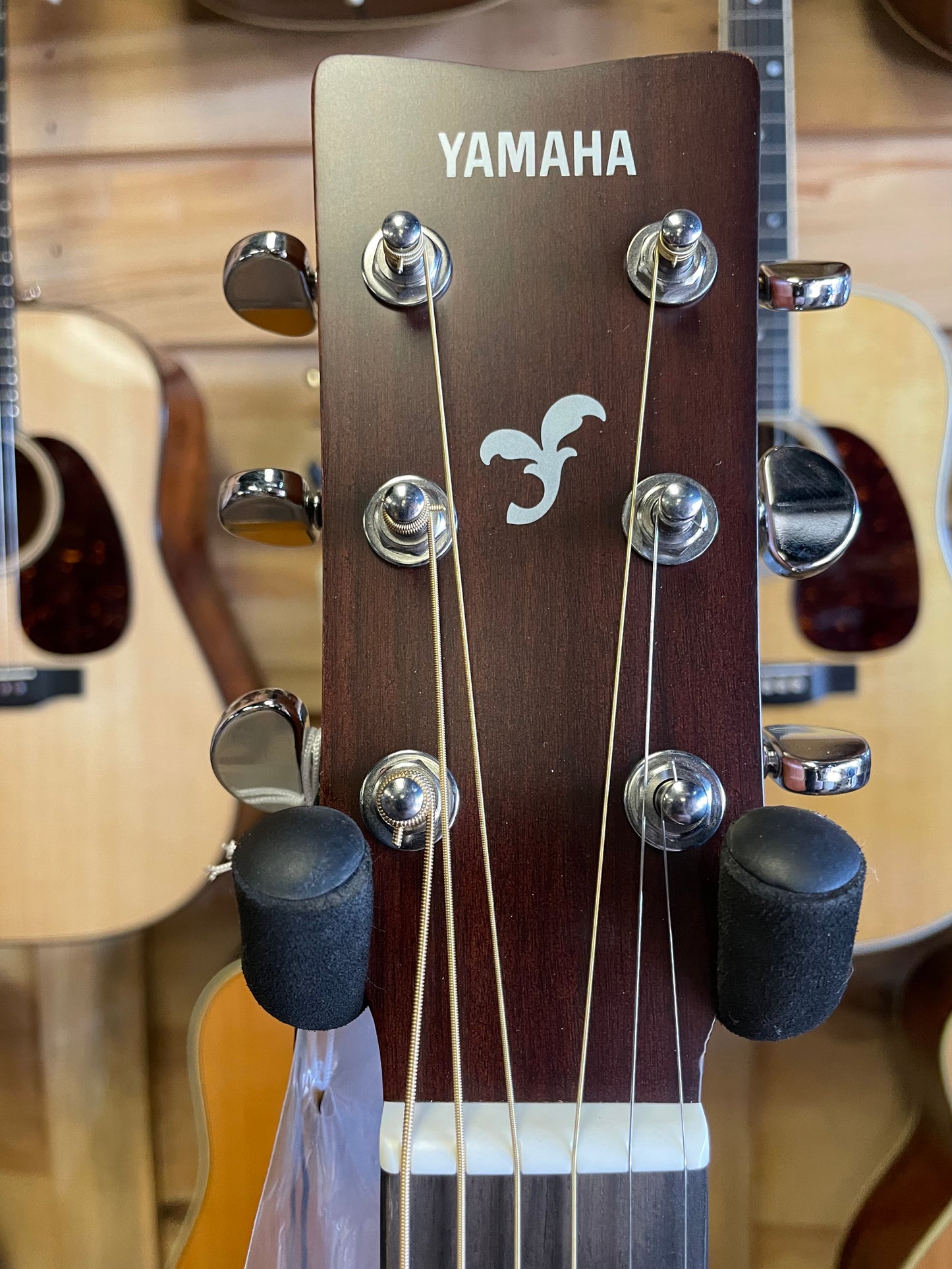 Yamaha FS800 Concert Acoustic Guitar - Natural (NEW)