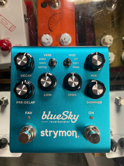 Strymon blueSky Reverberator Pedal V2 (NEW)