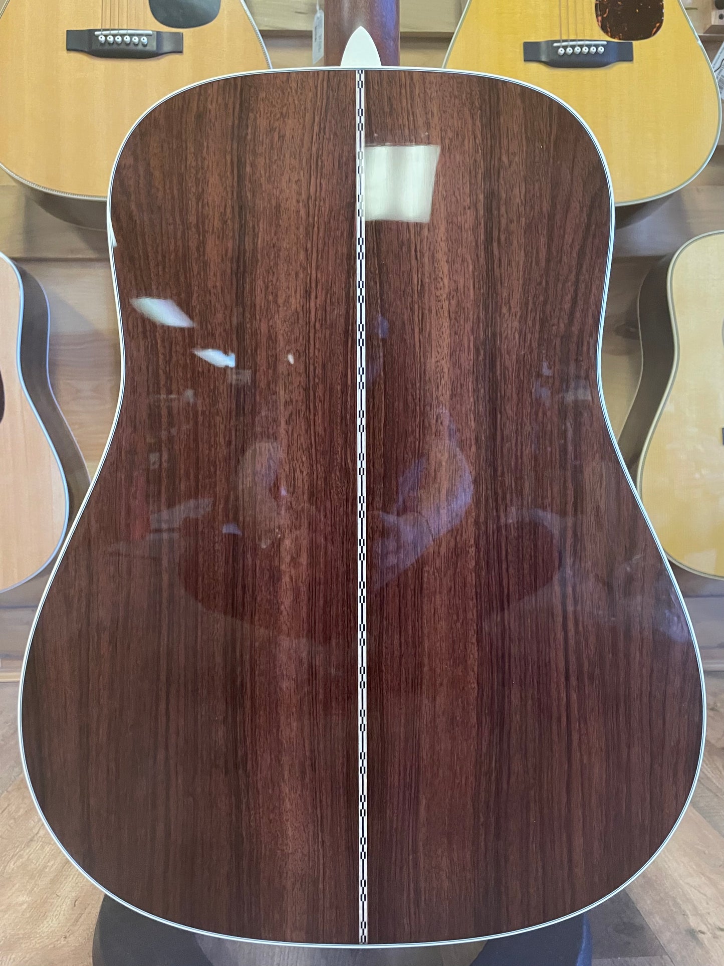 Martin D28-Ambertone