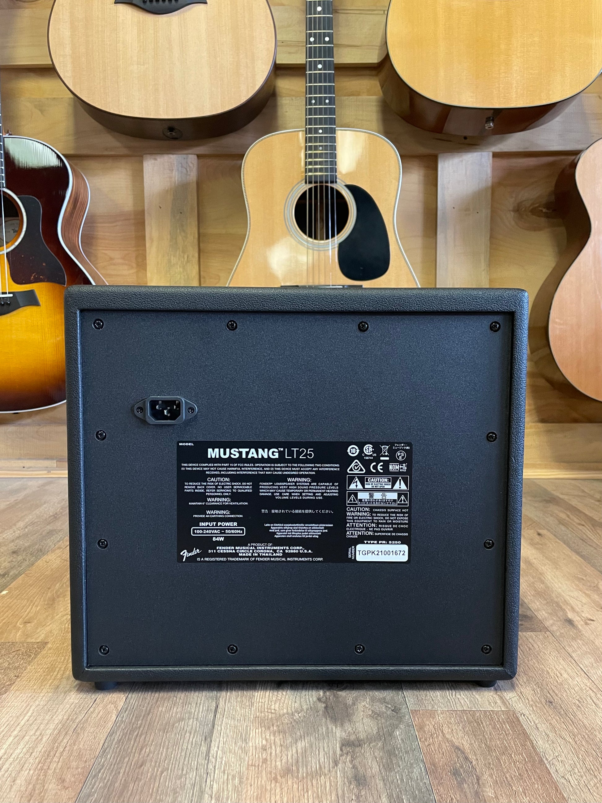 Fender Mustang LT25 25-Watt 1x8" (NEW) – Allen Music Shop
