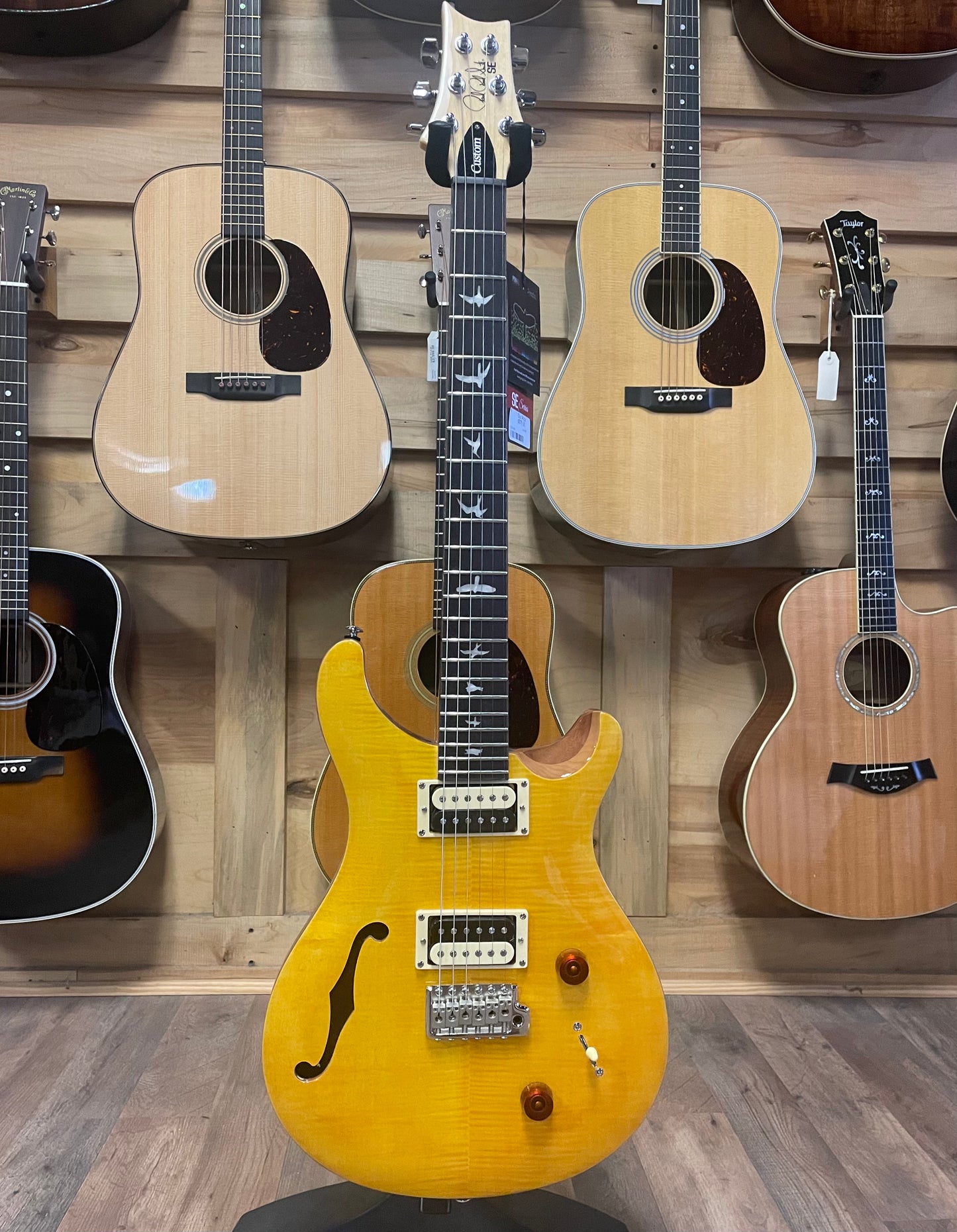 PRS SE Custom 22 Semi-hollow Electric Guitar - Santana Yellow